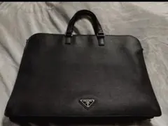 PRADA ブラック ビジネスバッグ　ブリーフケース　就活