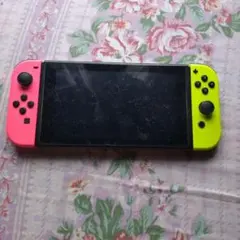 Nintendo Switch 本体のみ ネオンピンク ネオンイエローのサムネイル