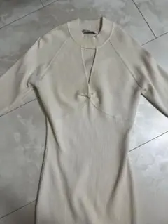 GUESS リブニット 長袖 ホワイトのサムネイル