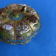 レトロすず合金透かし彫り花蝶々アクセサリーケース レトロすず合金透かし彫り花蝶々アクセサリーケース - メルカリ