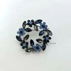 【F2】ブルー系リースブローチ　北欧風　アンティーク調　卒園式　卒業　入学式