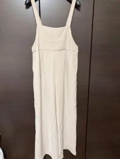 ジーユー　オールインワン サロペット