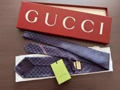 新品グッチ GUCCI ネクタイ GGパターンシルク タイネイビー　現行品