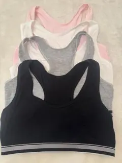 スポーツブラ　ハーフトップ　4枚セット