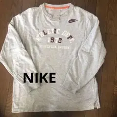NIKE 150 トレーナー　男の子