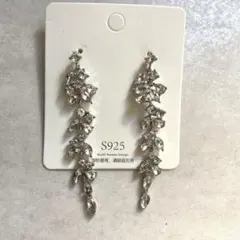 フラワー・リーフモチーフ ピアス　結婚式　卒業式　冠婚葬祭