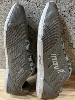【美品処分価格】inov8 イノヴェイト トレーニングシューズ bare-xf 美品処分価格】inov8 イノヴェイト トレーニングシューズ bare-xf