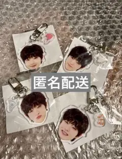 treasure ジフン トレカ 缶バッジ アクスタ セット treasure ジフン トレカ 缶バッジ アクスタ セット - メルカリ