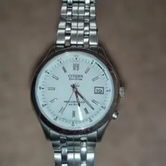 稼働 CITIZEN エクシード シェル文字盤 メンズ腕時計 デイト QZ 不動