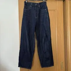 GU ローライズバギージーンズ