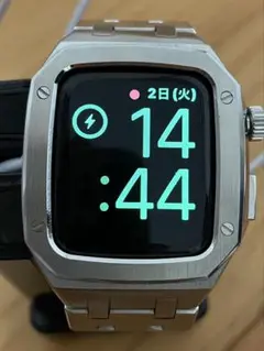 Apple Watch SE2 40ミリMNL83j/A +メタルケースNIKE