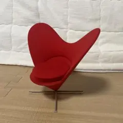 ヴィトラミニチュア Verner Pantonのハートコーンチェア