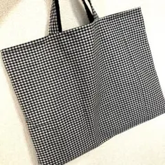 【再販！大人気】モノクロ　ギンガムチェック　レッスントート　トートバッグのサムネイル