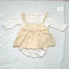 バースデイ tete a tete 80ロンパース 花柄 クリーム色
