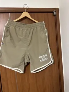 ユニクロ　ロジャーフェデラーモデル　ハーフパンツ　 全仏オープン　Mサイズ　美品 ユニクロ ロジャーフェデラーモデル ハーフパンツ 全仏オープン M