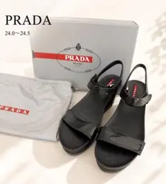 PRADAプラダスポーツ エナメル ウェッジサンダル 24〜24.5ブラック美品のサムネイル