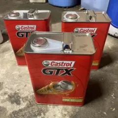 Castrol GTX 10W-30 エンジンオイル 4Lのサムネイル