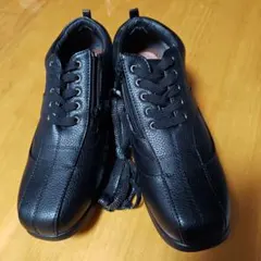 スニーカー 防水 幅広 ブラック