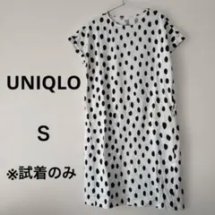 UNIQLO ユニクロ　ＵＴ　チュニック　ドット　Ｓのサムネイル