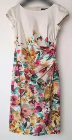 WEEKEND MaxMara 花柄ワンピース ひざ丈 半袖のサムネイル
