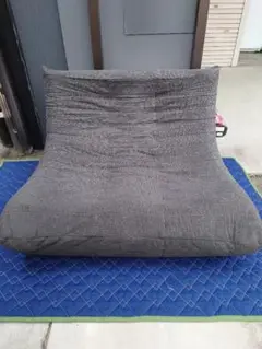 ​【美品】デザインフロアソファ 1人掛け グレー