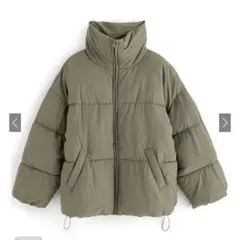 カーキ ダウンジャケット