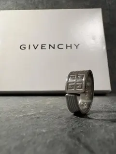 Givenchyリング23号前後