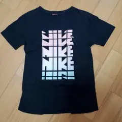 NIKE　ナイキ　Tシャツ　S