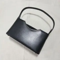 ungaro　ウンガロ　フォーマルバッグ　ハンドバッグ　ブラック　冠婚葬祭