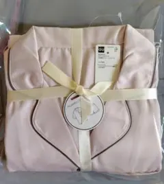 GU WOMEN サテンパジャマ　半袖シャツ＆ショートパンツ ピンク Mサイズ