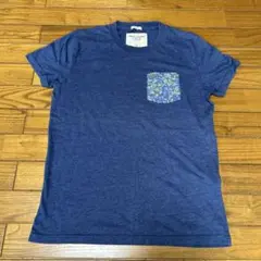 アバクロ　Tシャツ