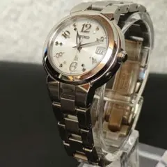 稼働品SEIKO LUKIA電波ソーラー チタンレディース腕時計デイト シルバー