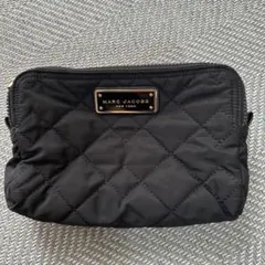MARC JACOBS キルティングポーチ　Black gold 美品　即日発送のサムネイル