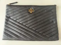 トリーバーチ　Kira Chevron Pouch ポーチ　ブラックのサムネイル