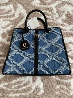 Item thumbnail for item 5bcc0f4e-5b40-4de3-b079-f7a05dacc38a