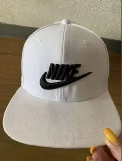Nike Dri-FIT ホワイトキャップ
