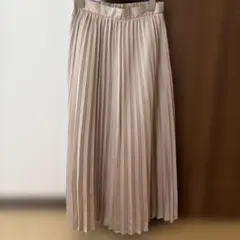 GU プリーツスカート
