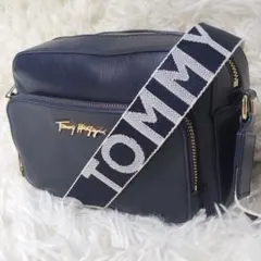 【美品】トミーヒルフィガー シグネチャーミニショルダーバッグ カメラバッグ