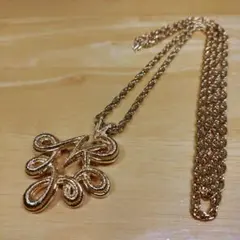 ロングネックレス