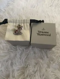 Vivienne Westwood ピアス(両耳用)