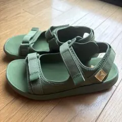 New Balance サンダル 緑色のサムネイル