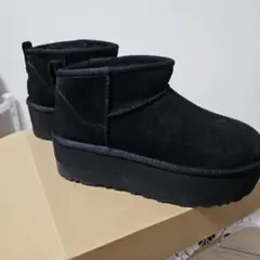 UGG CLASSIC ULTRA MINI PLATFORM