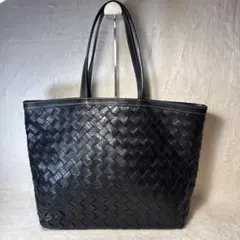 美品 Sam.San.Leather イントレチャート 本革 トートバッグ 黒 美品 本革 Sam.San.Leather 編み込みメッシュ BKトートバッグ - メルカリ