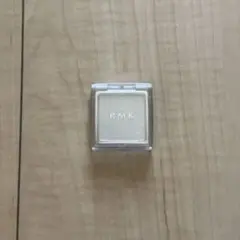 RMK INGENIOUS POWDER EYES N 24ホワイトシルバーのサムネイル