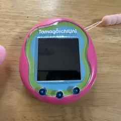 Tamagotchi Uni ピンク シリコンケース付き