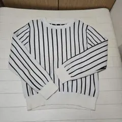 ストライプデザイン Lサイズ ニットセーターGU
