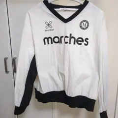 marches 黒 長袖　シャカシャカ　ナイロン