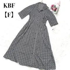 新品★KBF WEB限定 オープンカラー花柄　レトロワンピース　ブラック　半袖