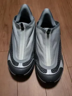 VENEAMUAHOKA TRANSPORT スニーカー グレー 26cm VENEAMUA様専用HOKA TRANSPORT スニーカー グレー 26cm - メルカリ