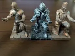 持て!持て!騎士　　騎士フィギュア 3体セット